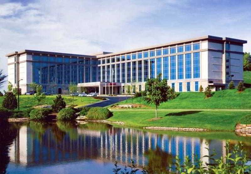 Milwaukee Marriott West Hotel Waukesha Exterior photo